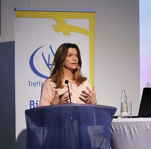 Barbara Blaha, Leiterin Momentum Institut