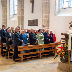 15 Jubelpaare, die einander nochmal JA sagen